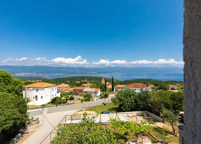 House アパート リスィカ