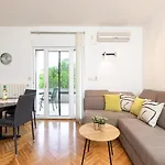 House Appartement Risika